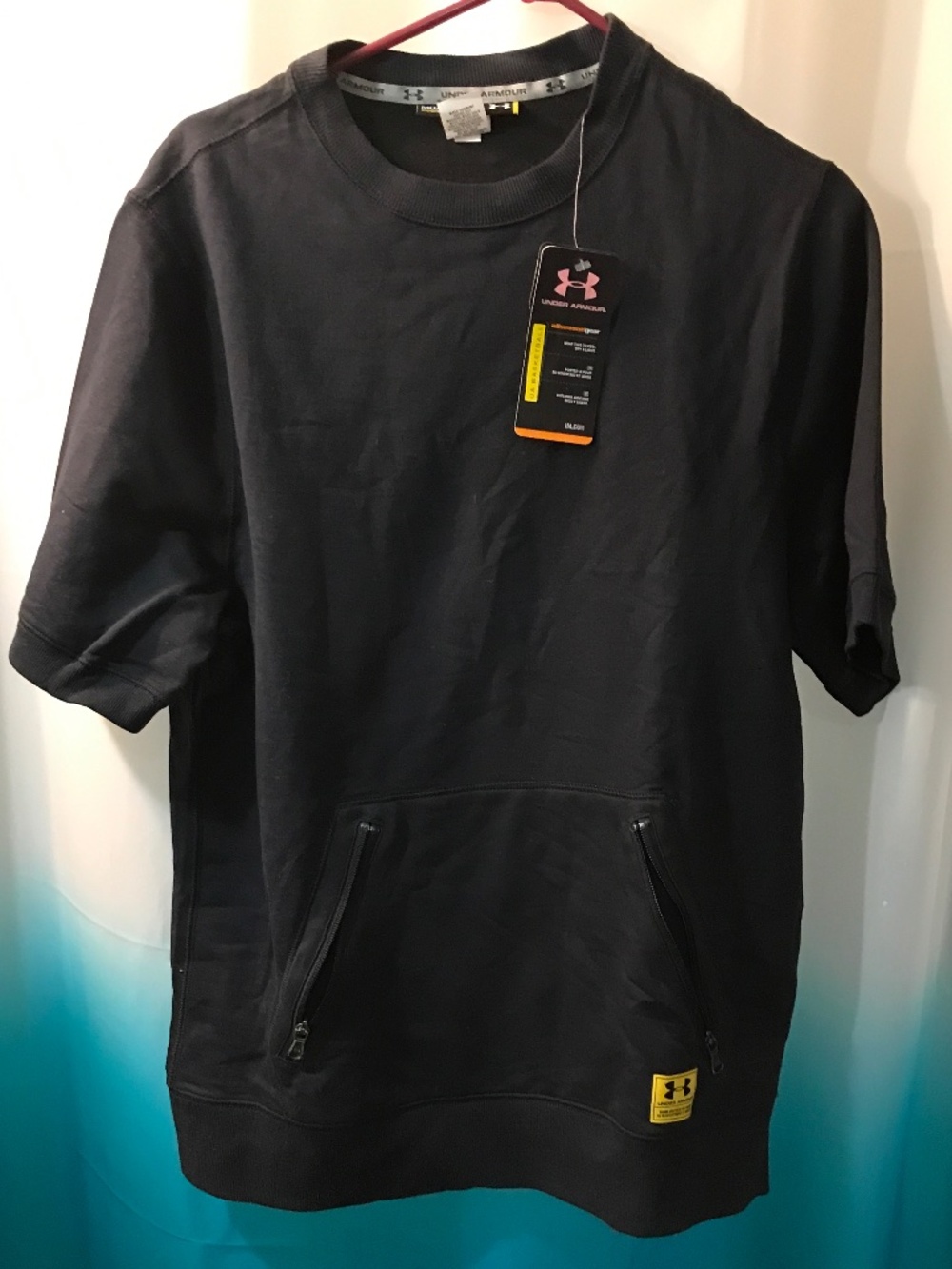 Under Armour Men's Short Sleeve Crew Neck Sweatshirt in Dk Navy Sz med